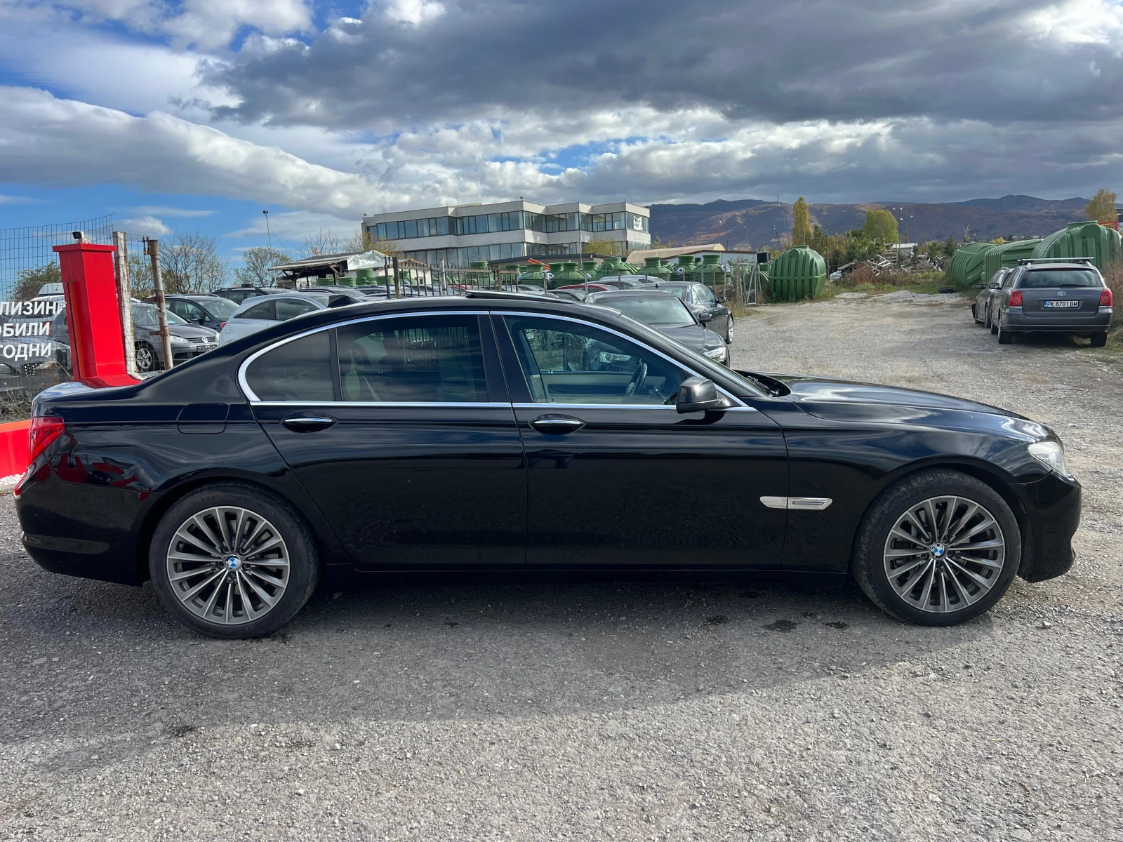 BMW 740 ТОП/Собствен лизинг! 100% Одобрение - изображение 9 | Auto.bg BMW 740 ТОП/Собствен лизинг! 100% Одобрение - изображение 9