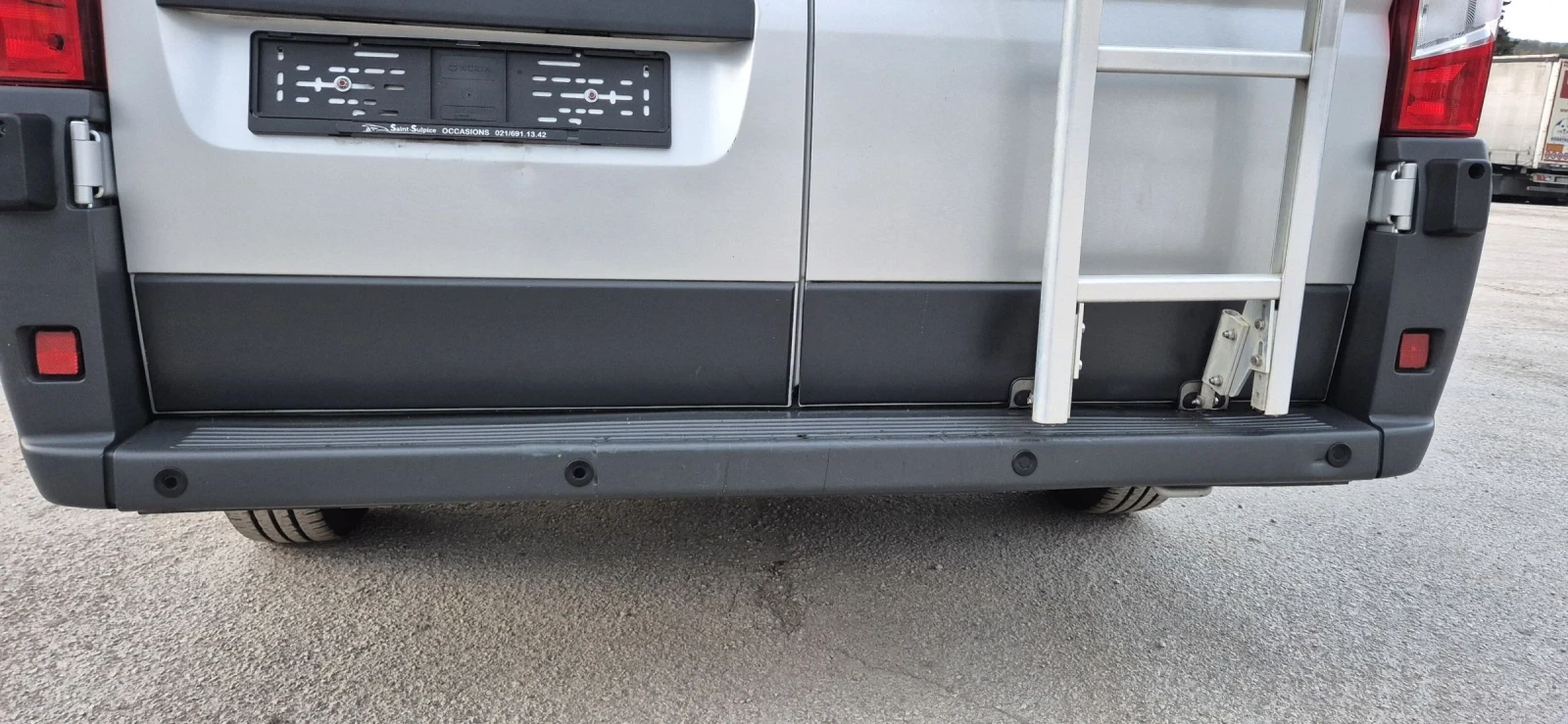 Fiat Ducato 2.3, 150к.с., 97х км, Швейцария - изображение 10 | Auto.bg Fiat Ducato 2.3, 150к.с., 97х км, Швейцария - изображение 10