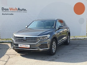 Снимка VW Touareg