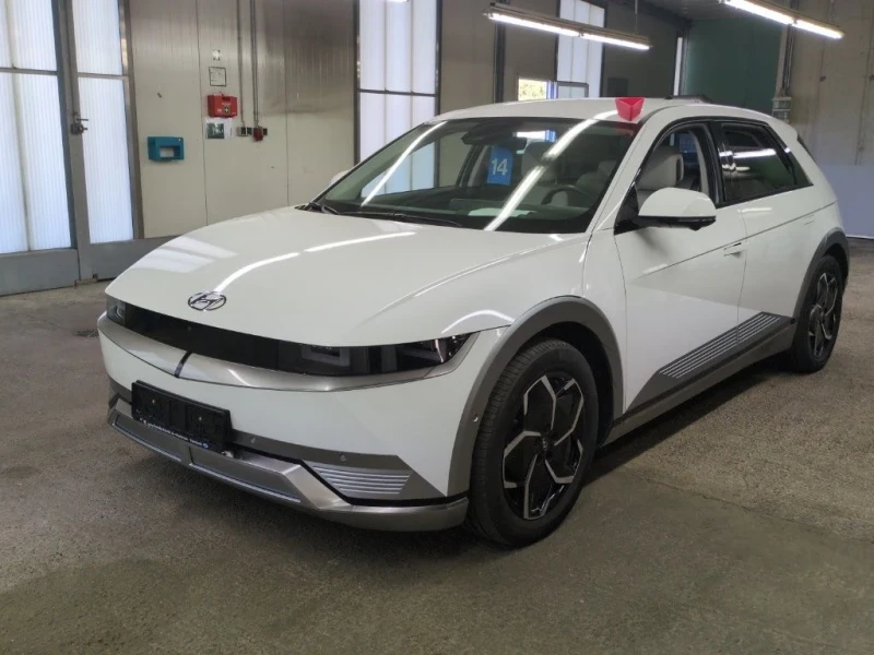 Hyundai Ioniq 5 77.4KWh 325к.с/4X4/UNIQ/40000km - 35998 € - 61138165 1 | Car24.bg Hyundai Ioniq 5 77.4KWh 325к.с/4X4/UNIQ/40000km - 35998 € - 61138165 1