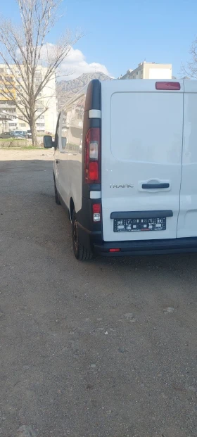 Renault Trafic 1.6 dti клима | Auto.bg — изображение 6 Renault Trafic 1.6 dti клима | Auto.bg — изображение 6