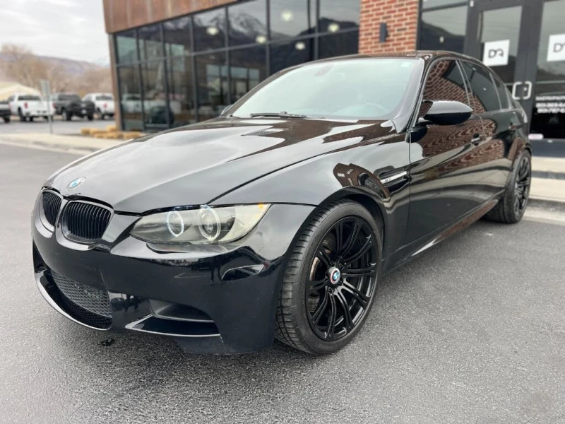 BMW M3 E90 * DCT * CIC * СТОКОВА * СЕРВИЗНА ИСТОРИЯ * - 26600 € / 52025.08 лв. - 29273675 1 | Car24.bg BMW M3 E90 * DCT * CIC * СТОКОВА * СЕРВИЗНА ИСТОРИЯ * - 26600 € / 52025.08 лв. - 29273675 1