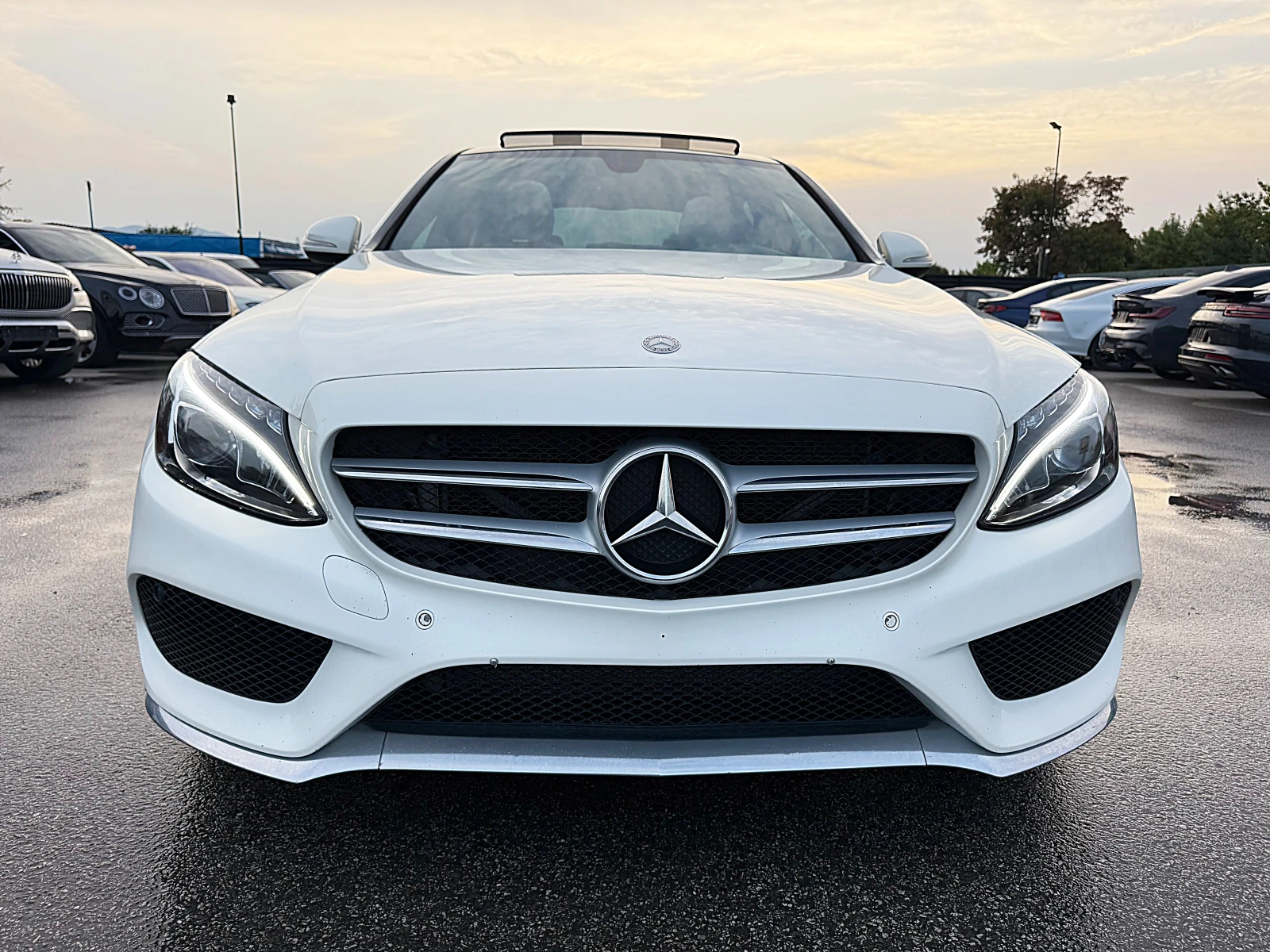 Mercedes-Benz C 400 AMG-4x4-PANORAMA-BURMESTER-KAMERA-SPORT-LED-FULL | Auto.bg — изображение 1 Mercedes-Benz C 400 AMG-4x4-PANORAMA-BURMESTER-KAMERA-SPORT-LED-FULL | Auto.bg — изображение 1