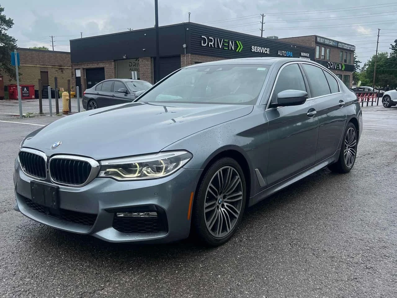 BMW 530 * xDrive * CARFAX * ОПЦИЯ ЗА ФИНАНСИРАНЕ * | Auto.bg — изображение 1 BMW 530 * xDrive * CARFAX * ОПЦИЯ ЗА ФИНАНСИРАНЕ * | Auto.bg — изображение 1