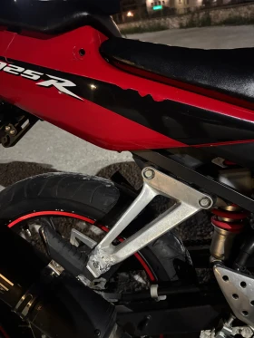 Honda Cbr CBR125R | Auto.bg — изображение 9 Honda Cbr CBR125R | Auto.bg — изображение 9