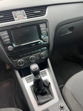 Skoda Octavia 1.6 TDI 4X4 - 7900 € / 15451.06 лв. - 76079479 12 | Car24.bg Skoda Octavia 1.6 TDI 4X4 - 7900 € / 15451.06 лв. - 76079479 12