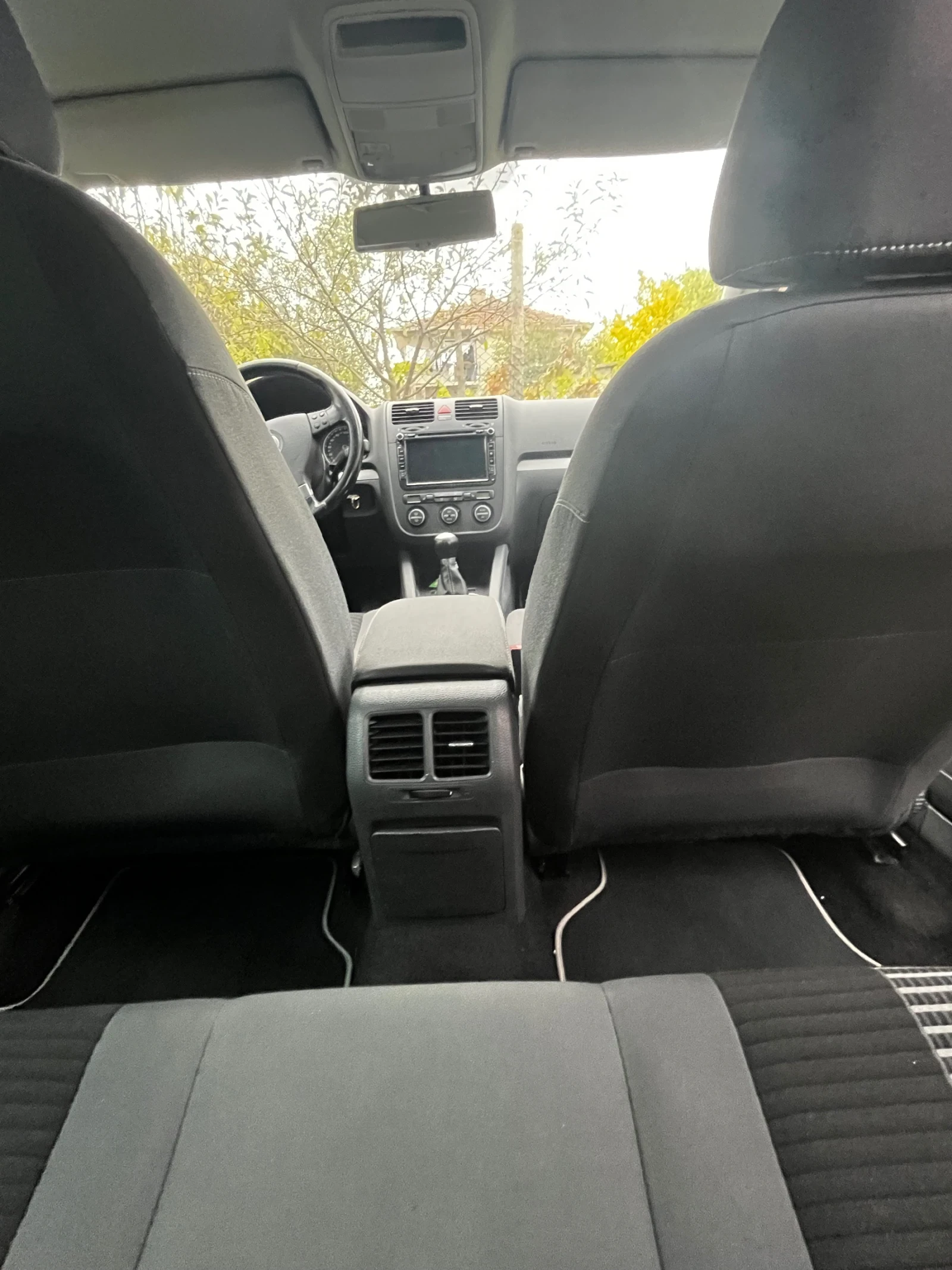VW Golf 1.4TSI, 140 коня  - изображение 6 | Auto.bg VW Golf 1.4TSI, 140 коня  - изображение 6