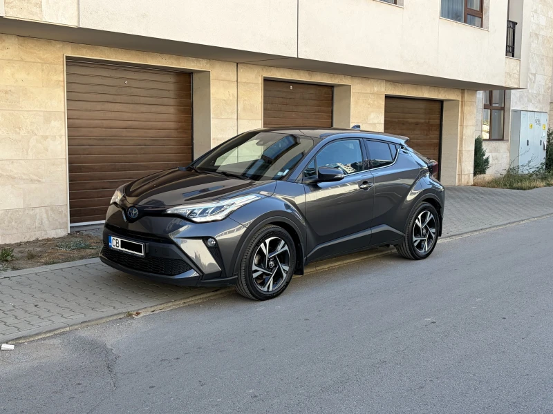 Toyota C-HR 1.8Hybrid e-CVT Club- в Гаранция - 21995 € / 43018.48 лв. - 79885542 1 | Car24.bg Toyota C-HR 1.8Hybrid e-CVT Club- в Гаранция - 21995 € / 43018.48 лв. - 79885542 1