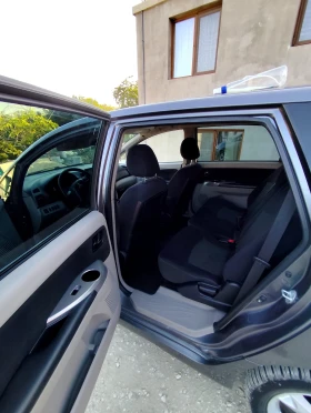 Mitsubishi Grandis 2.0 TDI | Auto.bg — изображение 5 Mitsubishi Grandis 2.0 TDI | Auto.bg — изображение 5