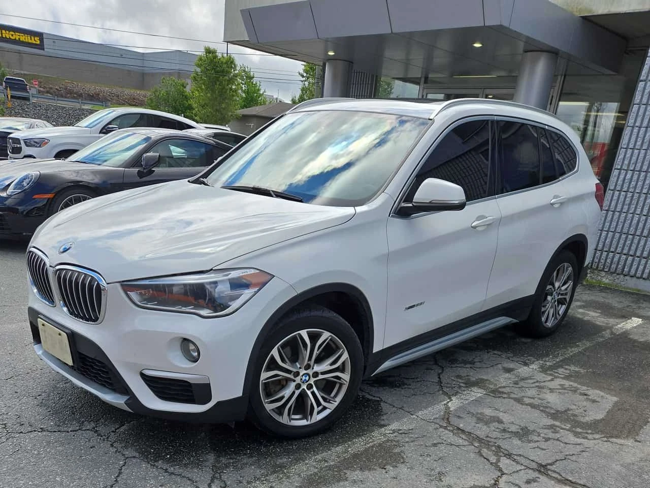 BMW X1 * xDrive28i * ПАМЕТ* ПАНОРАМА | Auto.bg — изображение 1 BMW X1 * xDrive28i * ПАМЕТ* ПАНОРАМА | Auto.bg — изображение 1