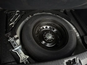 Nissan Qashqai 2.0i 141HP 4x4 / AVTOMAT / PANORAMA / FULL KEYLES | Mobile.bg — малка снимка 15