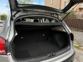 Nissan Qashqai 2.0i 141HP 4x4 / AVTOMAT / PANORAMA / FULL KEYLES | Mobile.bg — малка снимка 16