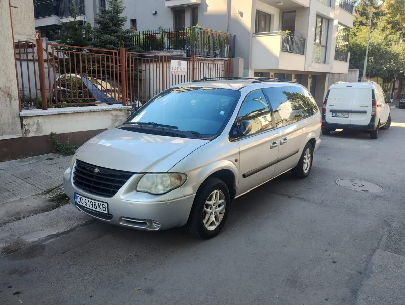 Chrysler Gr.voyager 2.8 CRD 6+ 1 NAVI - 2500 € - 54691713 1 | Car24.bg Chrysler Gr.voyager 2.8 CRD 6+ 1 NAVI - 2500 € - 54691713 1