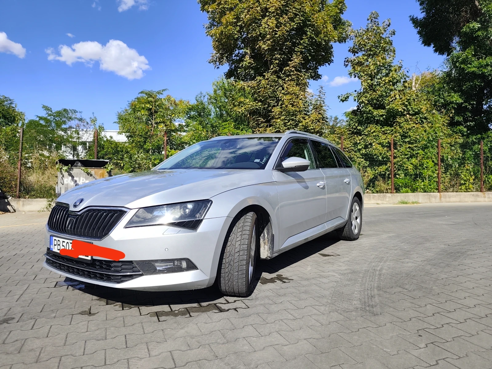 Skoda Superb  - изображение 2 | Auto.bg Skoda Superb  - изображение 2