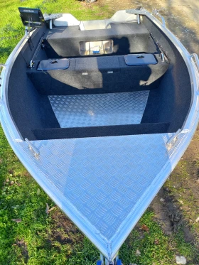 Лодка Bavaria BREMA 370V | Auto.bg — изображение 13 Лодка Bavaria BREMA 370V | Auto.bg — изображение 13