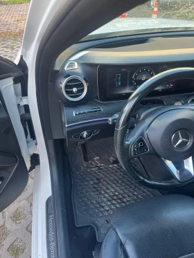 Mercedes-Benz E 400 - 25500 € / 49873.67 лв. - 51307215 10 | Car24.bg Mercedes-Benz E 400 - 25500 € / 49873.67 лв. - 51307215 10