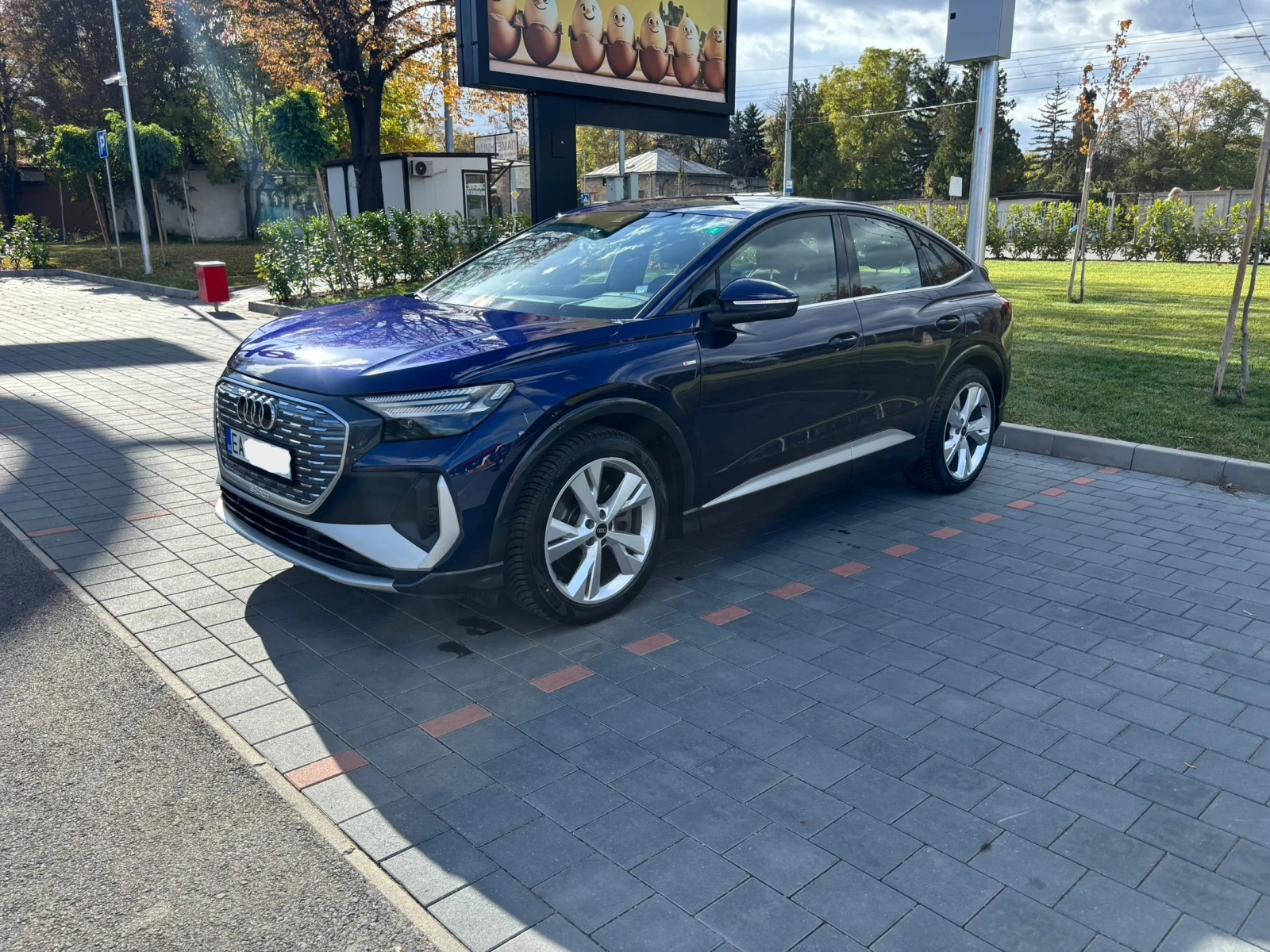 Audi Q4 Etron 40 Sportback S-line - изображение 2 | Auto.bg Audi Q4 Etron 40 Sportback S-line - изображение 2