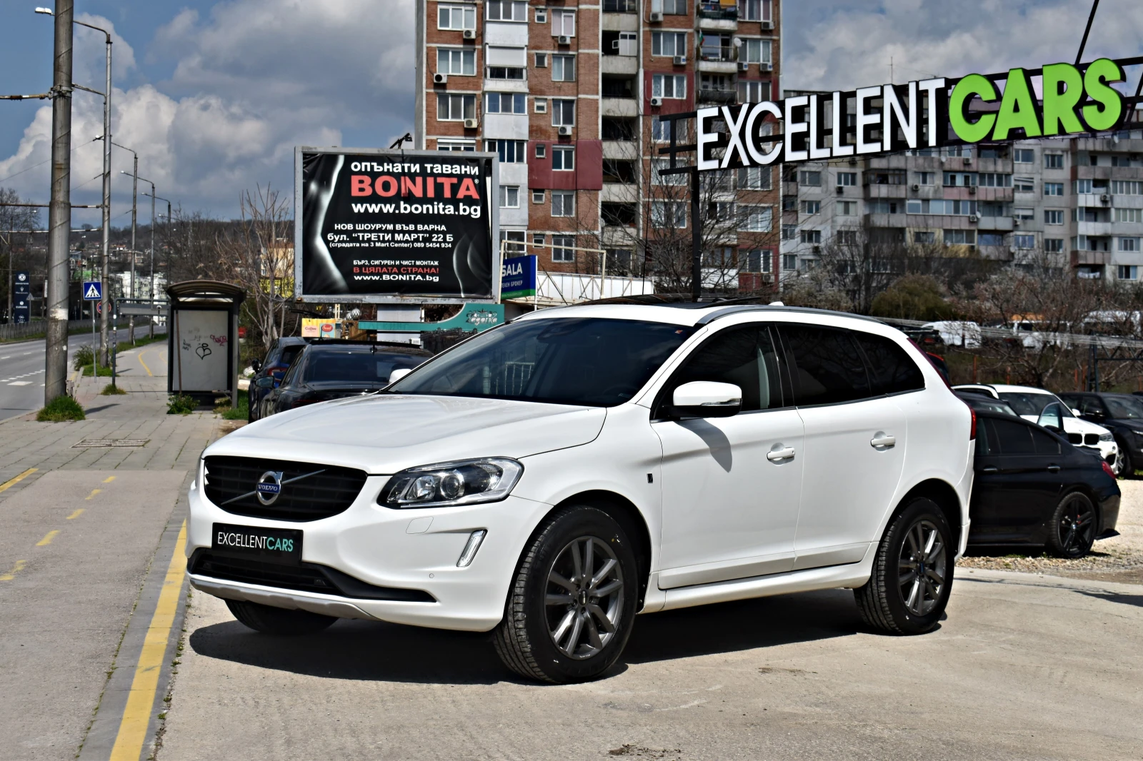 Volvo XC60 2.0D4* 190H.P OCEAN-RACING* PANORAMA* FACELIFT | Auto.bg — изображение 1 Volvo XC60 2.0D4* 190H.P OCEAN-RACING* PANORAMA* FACELIFT | Auto.bg — изображение 1