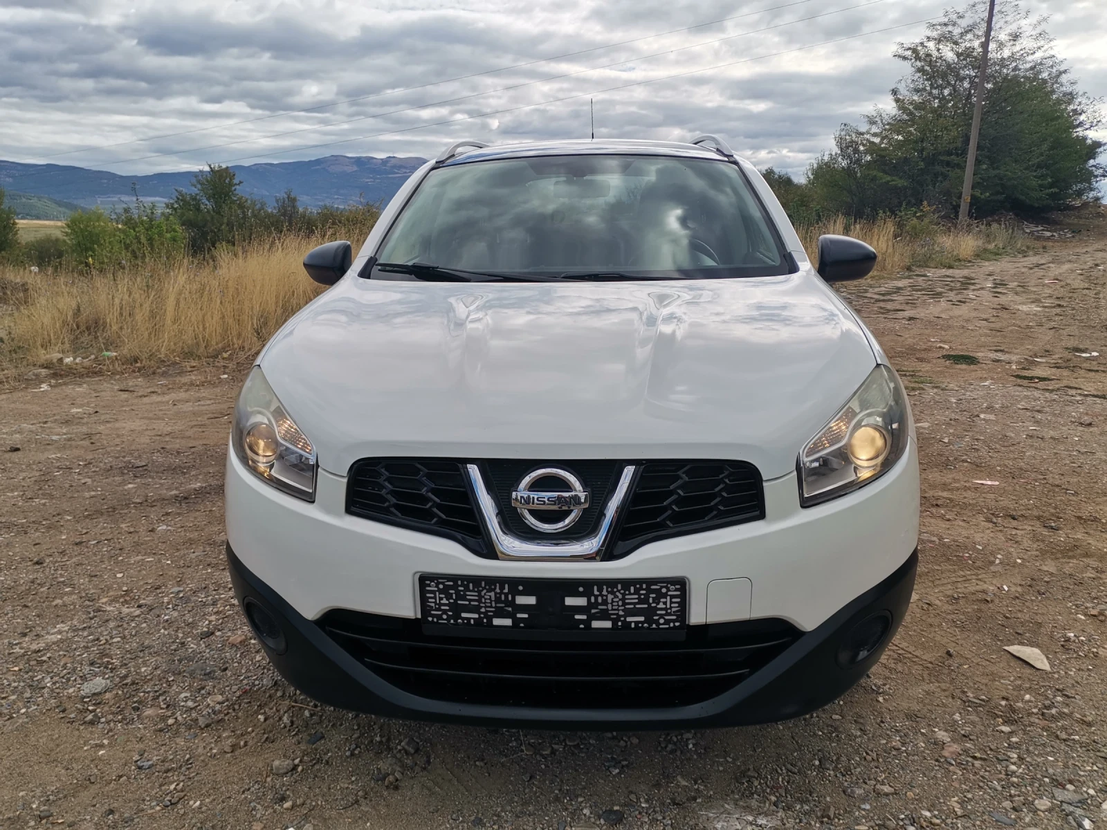 Nissan Qashqai 1.5 DCI FACE NAVI + 2 - изображение 2 | Auto.bg Nissan Qashqai 1.5 DCI FACE NAVI + 2 - изображение 2