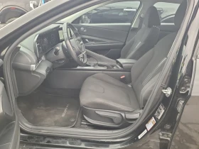 Hyundai Elantra PREFFERED * * CARFAX * * АВТО КРЕДИТ * * - 32500 лв. / 16616.99 € - 31828522 5 | Car24.bg Hyundai Elantra PREFFERED * * CARFAX * * АВТО КРЕДИТ * * - 32500 лв. / 16616.99 € - 31828522 5