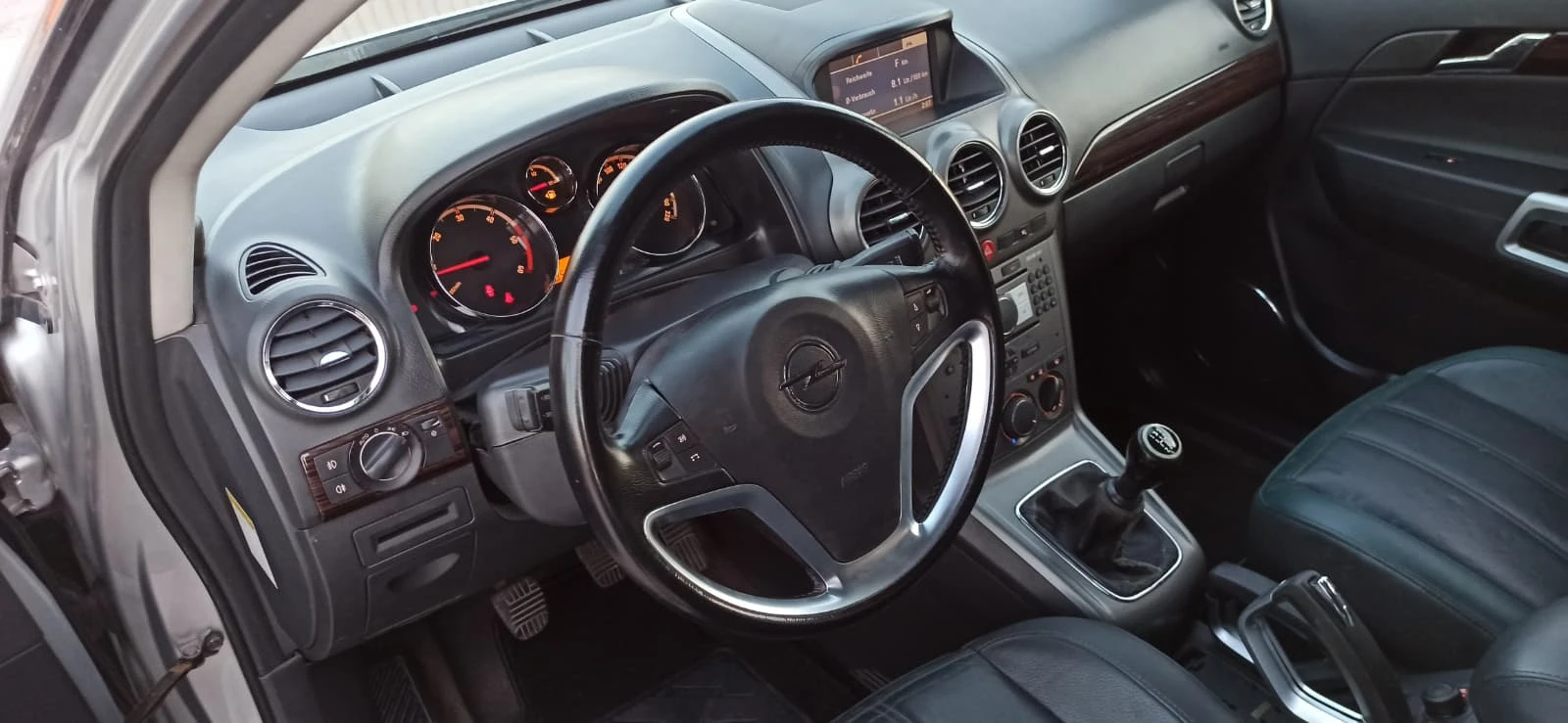 Opel Antara 2.0 CDTI * 4X4* COSMO - изображение 9 | Auto.bg Opel Antara 2.0 CDTI * 4X4* COSMO - изображение 9