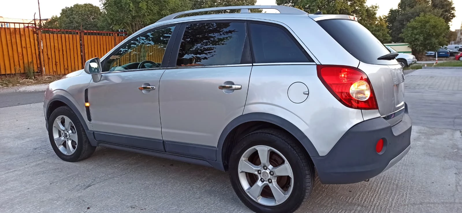 Opel Antara 2.0 CDTI * 4X4* COSMO - изображение 4 | Auto.bg Opel Antara 2.0 CDTI * 4X4* COSMO - изображение 4