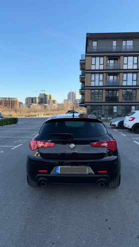 Alfa Romeo Giulietta 2.0 Реални километри - 8200 € / 16037.81 лв. - 98395006 4 | Car24.bg Alfa Romeo Giulietta 2.0 Реални километри - 8200 € / 16037.81 лв. - 98395006 4