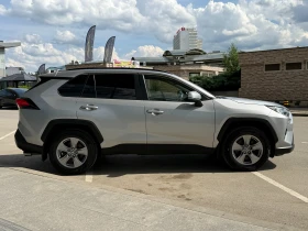 Toyota Rav4 6 МЕСЕЦА ГАРАНЦИЯ/2.5Hybrid 218к.с. Подгрев/Камера | Auto.bg — изображение 6 Toyota Rav4 6 МЕСЕЦА ГАРАНЦИЯ/2.5Hybrid 218к.с. Подгрев/Камера | Auto.bg — изображение 6
