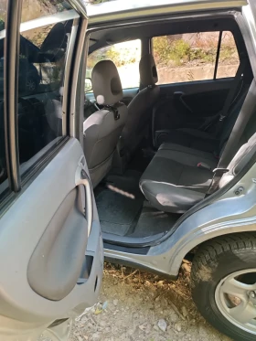 Toyota Rav4 2.0 D4D - 2300 € / 4498.41 лв. - 30547953 7 | Car24.bg Toyota Rav4 2.0 D4D - 2300 € / 4498.41 лв. - 30547953 7