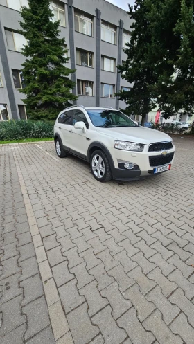 Chevrolet Captiva 2.2D 184p.s.4X4 AT NAVI | Auto.bg — изображение 2 Chevrolet Captiva 2.2D 184p.s.4X4 AT NAVI | Auto.bg — изображение 2
