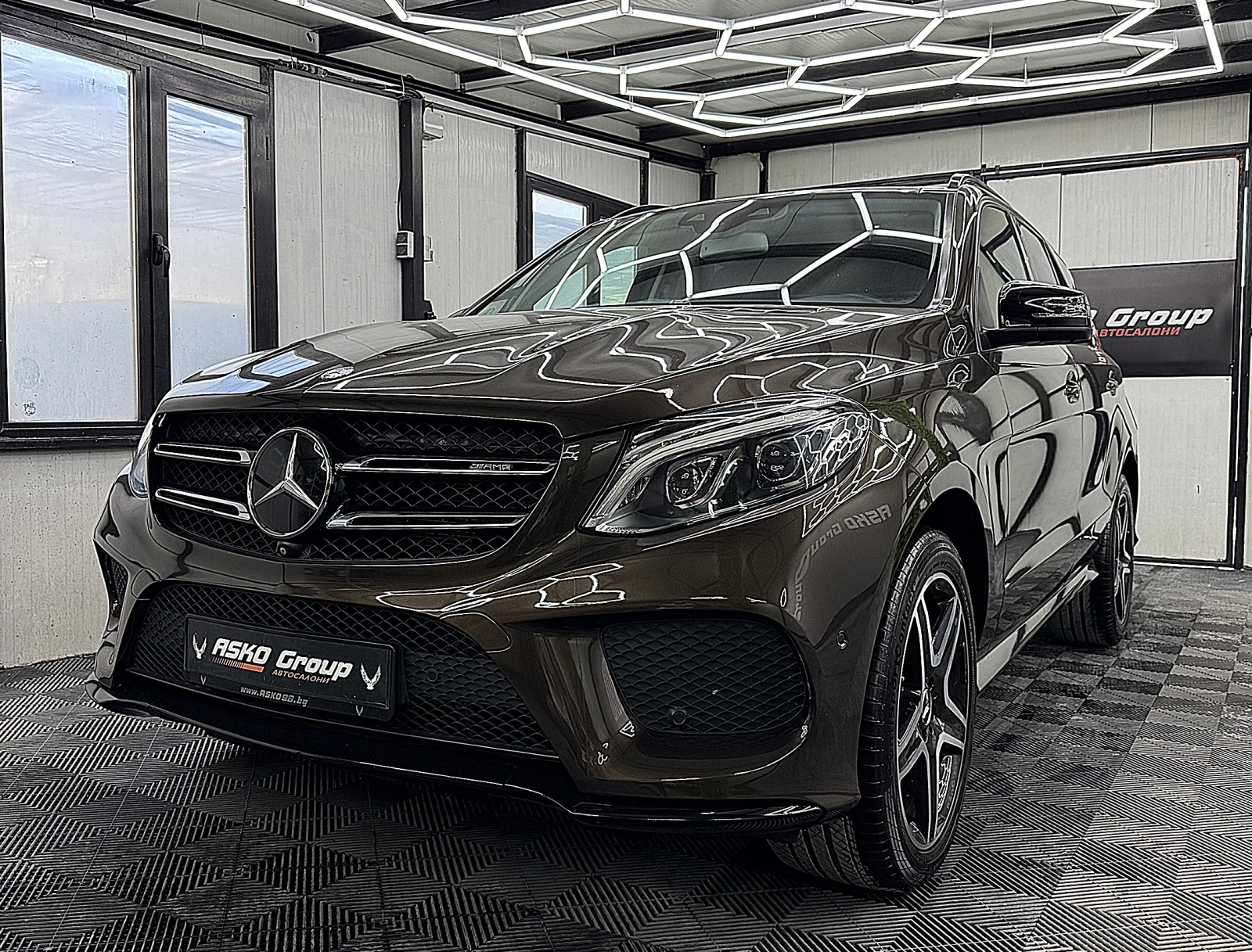 Mercedes-Benz GLE 43 AMG AMG/PANORAMA/360-K/ВАКУМ ГЕРМАНИЯ СОБСТВЕН ЛИЗИНГ | Auto.bg — изображение 1 Mercedes-Benz GLE 43 AMG AMG/PANORAMA/360-K/ВАКУМ ГЕРМАНИЯ СОБСТВЕН ЛИЗИНГ | Auto.bg — изображение 1