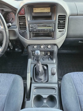 Mitsubishi Pajero ///MITSUBISHI PAJERO///2.5 Turbo Diesel | Auto.bg — изображение 12 Mitsubishi Pajero ///MITSUBISHI PAJERO///2.5 Turbo Diesel | Auto.bg — изображение 12