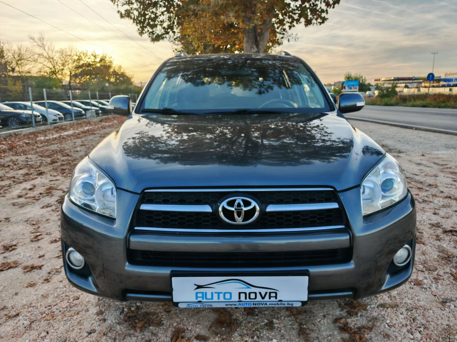 Toyota Rav4 2.2 ДИЗЕЛ 150 К.С. СЕРВИЗНА! КАТО НОВА! - изображение 2 | Auto.bg Toyota Rav4 2.2 ДИЗЕЛ 150 К.С. СЕРВИЗНА! КАТО НОВА! - изображение 2