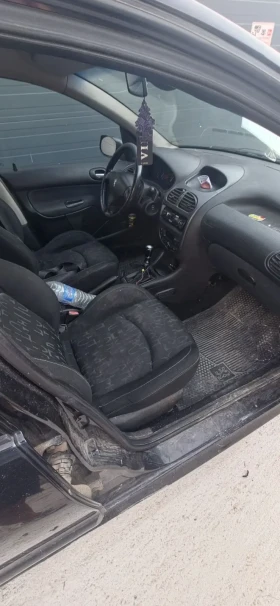 Peugeot 206 2.0 HDI - 1050 € / 2053.62 лв. - 14868109 5 | Car24.bg Peugeot 206 2.0 HDI - 1050 € / 2053.62 лв. - 14868109 5
