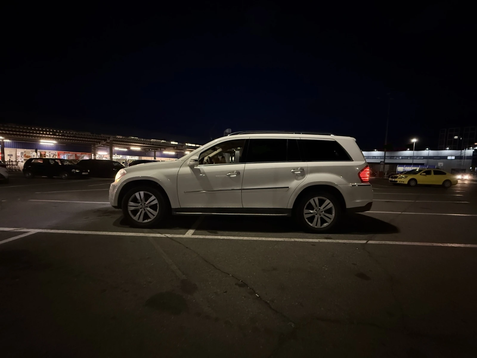 Mercedes-Benz GL 450 4MATIC, ЛИЗИНГ  - изображение 4 | Auto.bg Mercedes-Benz GL 450 4MATIC, ЛИЗИНГ  - изображение 4