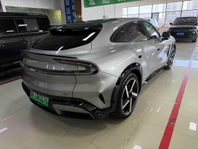 Xiaomi YU7 Ultra Long Range High Performance AWD Max Edition | Auto.bg — изображение 10 Xiaomi YU7 Ultra Long Range High Performance AWD Max Edition | Auto.bg — изображение 10