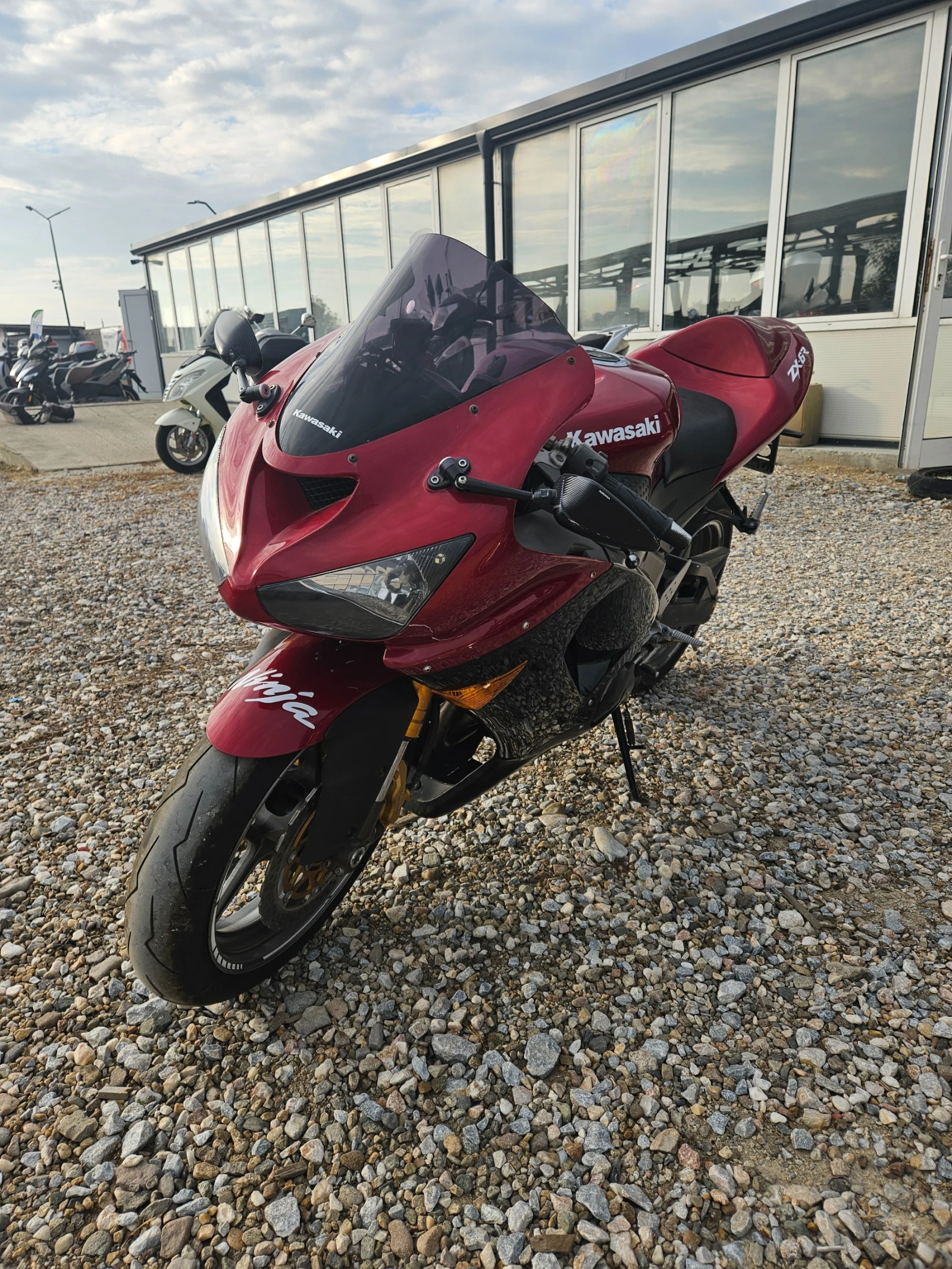 Kawasaki Zxr А2 Лизинг Бартер - изображение 6 | Auto.bg Kawasaki Zxr А2 Лизинг Бартер - изображение 6