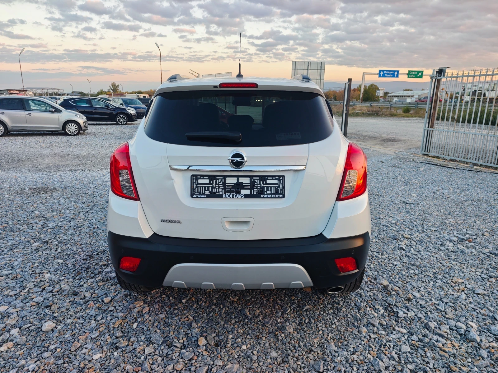 Opel Mokka 1.6i 16v - изображение 5 | Auto.bg Opel Mokka 1.6i 16v - изображение 5