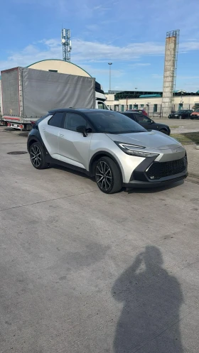 Снимка Toyota C-HR