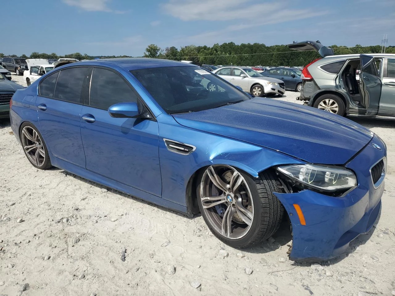 BMW M5 * Възможност за Лизинг*  - изображение 4 | Auto.bg BMW M5 * Възможност за Лизинг*  - изображение 4