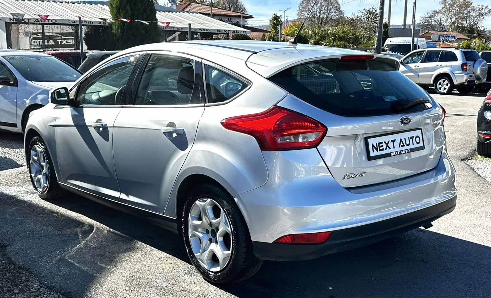 Ford Focus 1.6i 120HP LPG EURO6B 144, 000KM - изображение 7 | Auto.bg Ford Focus 1.6i 120HP LPG EURO6B 144, 000KM - изображение 7