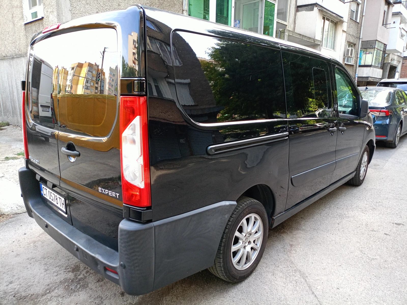 Peugeot Expert 2.0HDI, 136к.с - изображение 5 | Auto.bg Peugeot Expert 2.0HDI, 136к.с - изображение 5