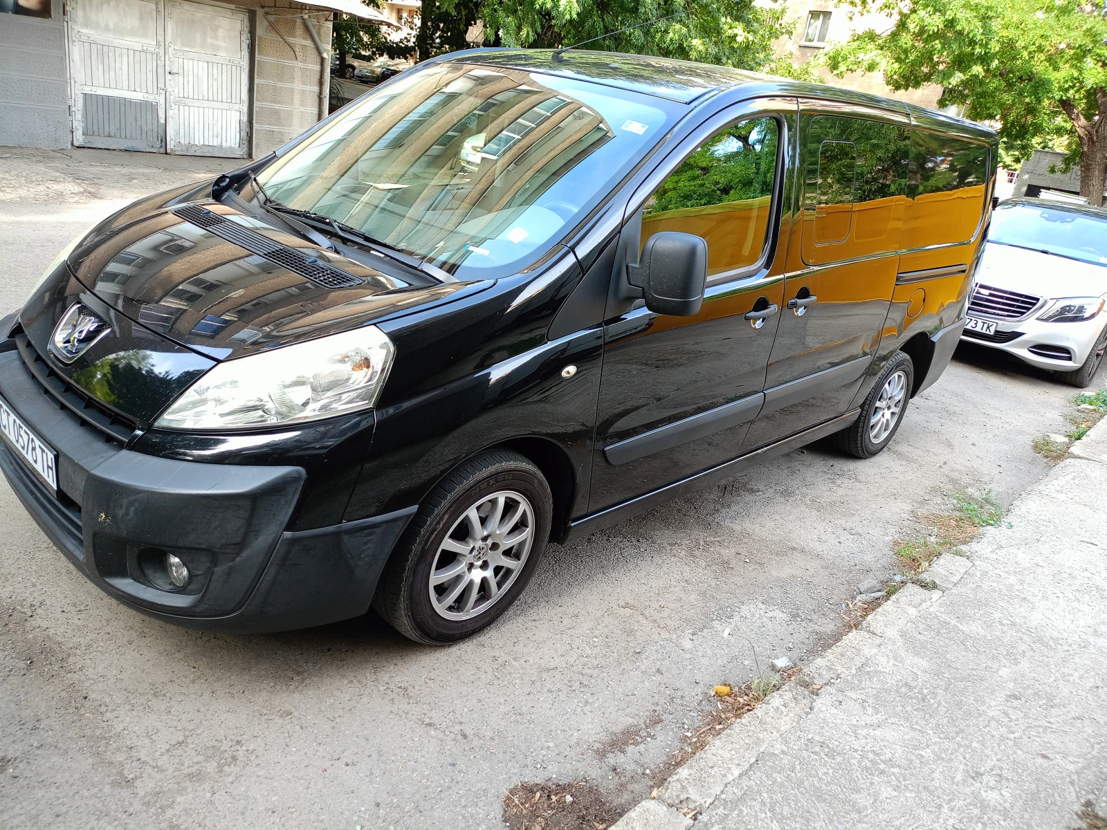 Peugeot Expert 2.0HDI, 136к.с - изображение 4 | Auto.bg Peugeot Expert 2.0HDI, 136к.с - изображение 4
