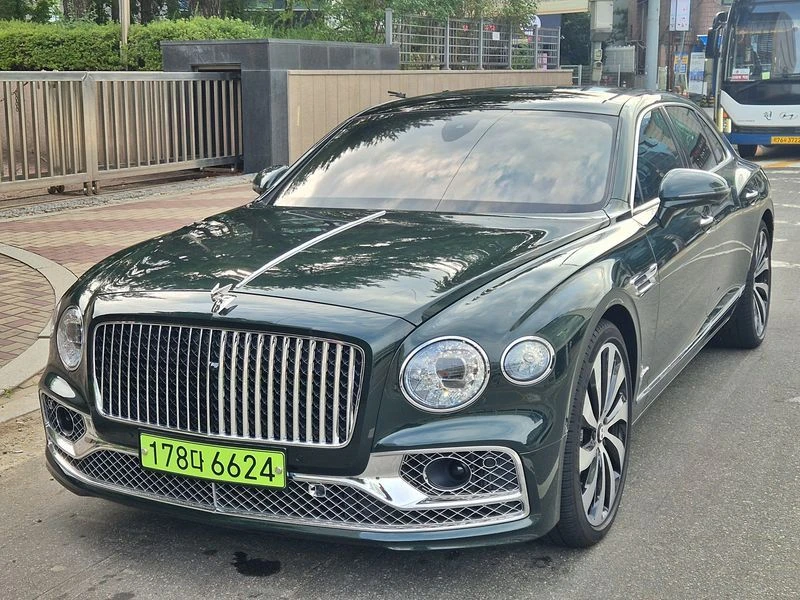 Bentley Flying Spur 4.0 DWM Automatic | Auto.bg — изображение 1 Bentley Flying Spur 4.0 DWM Automatic | Auto.bg — изображение 1