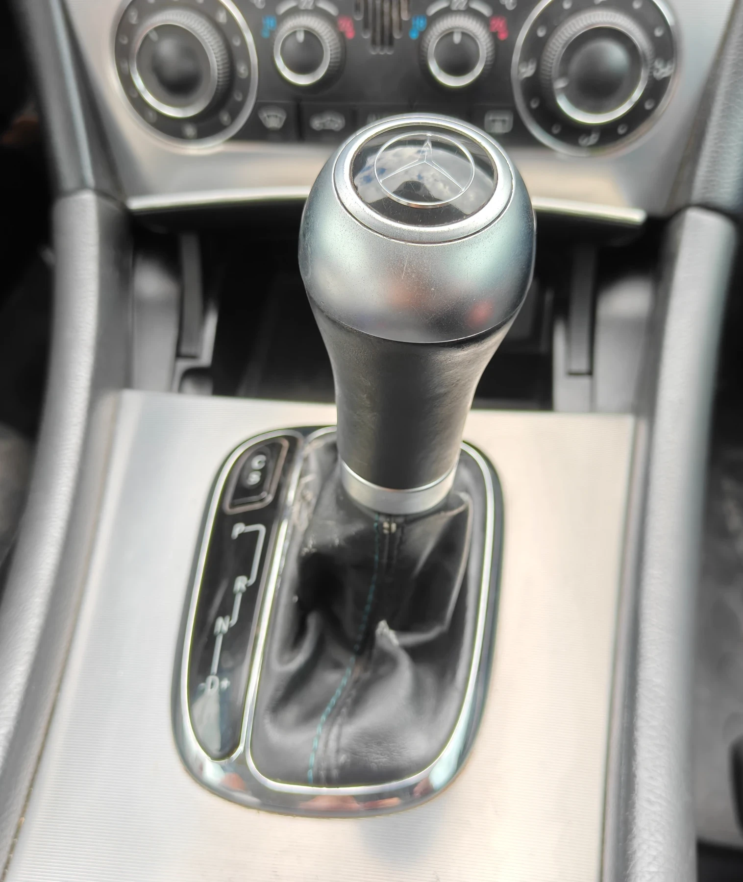 Mercedes-Benz C 220 2.2 Facelift - изображение 8 | Auto.bg Mercedes-Benz C 220 2.2 Facelift - изображение 8