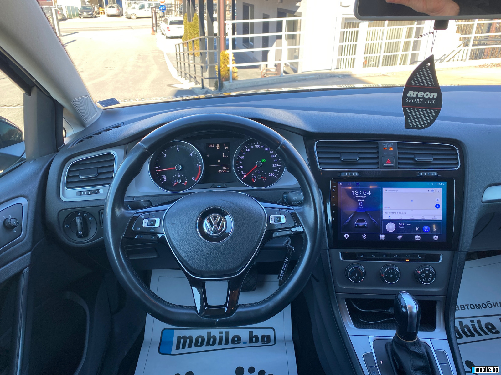 VW Golf 1.6TDI  | Mobile.bg   11