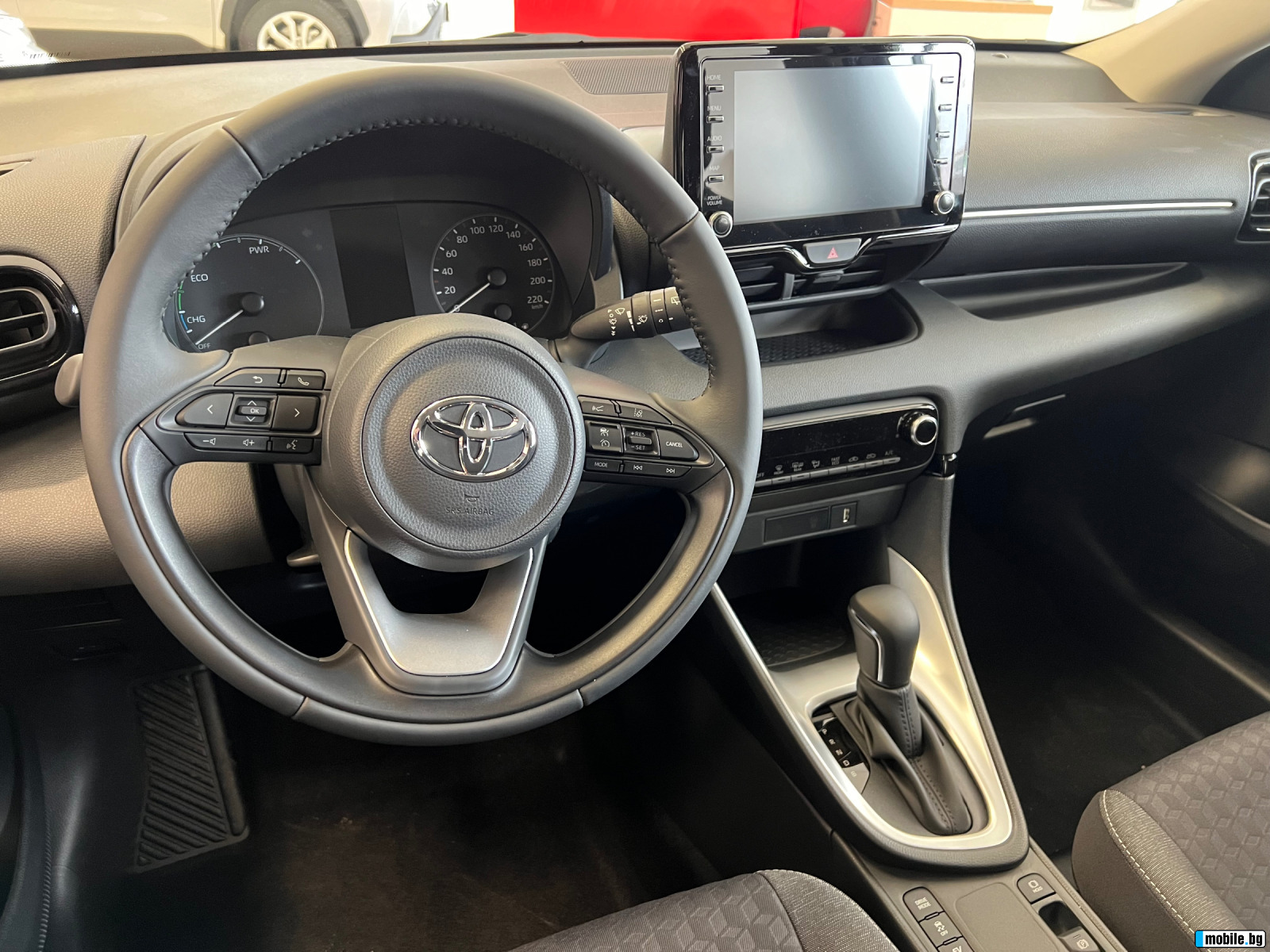 Toyota Yaris 1.5 HYBRID Fancy CVT | Mobile.bg   8