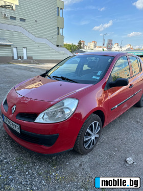    Renault Clio ~3 500 .