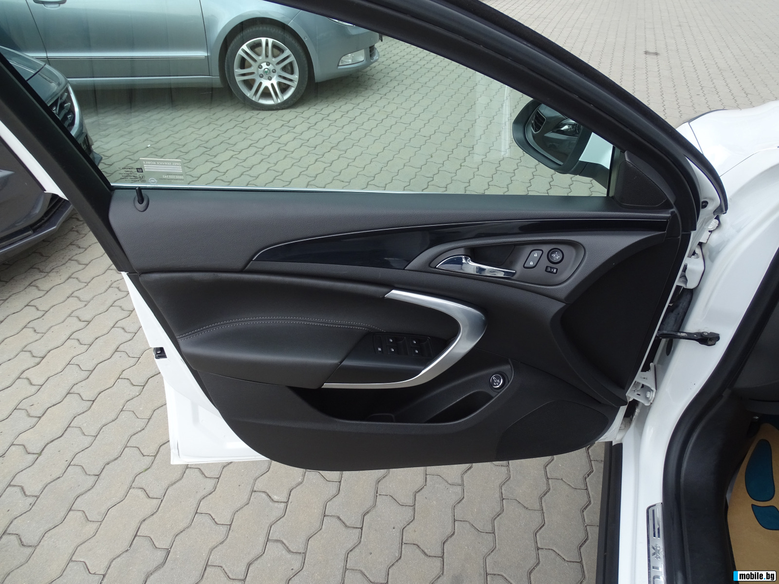 Opel Insignia TOURER 4X4 2.0i 250. | Mobile.bg   7