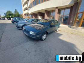     Renault Chamade ~2 000 .